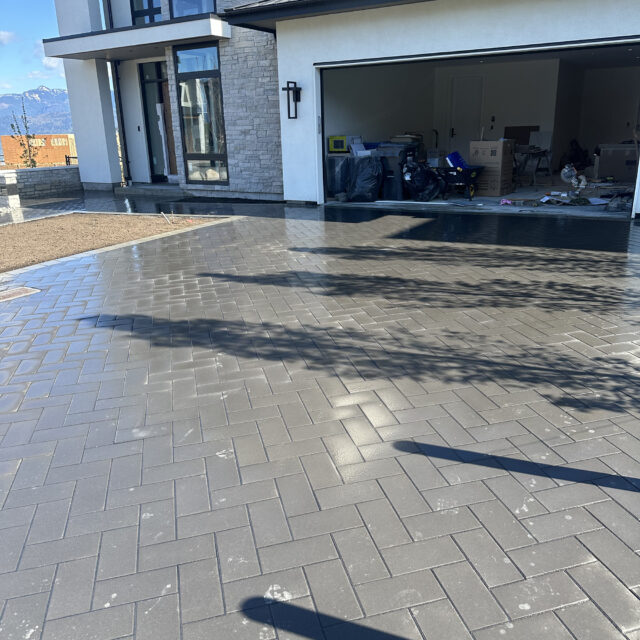 Eagle Mountain Driveway Paver Installation
