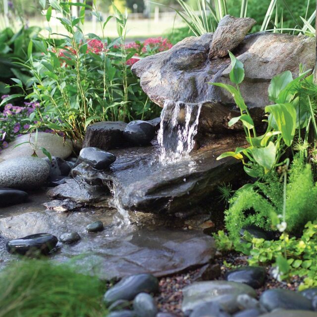 https://www.gillbroslandscapes.com/wp-content/uploads/2024/06/waterfeature-640x640.jpg